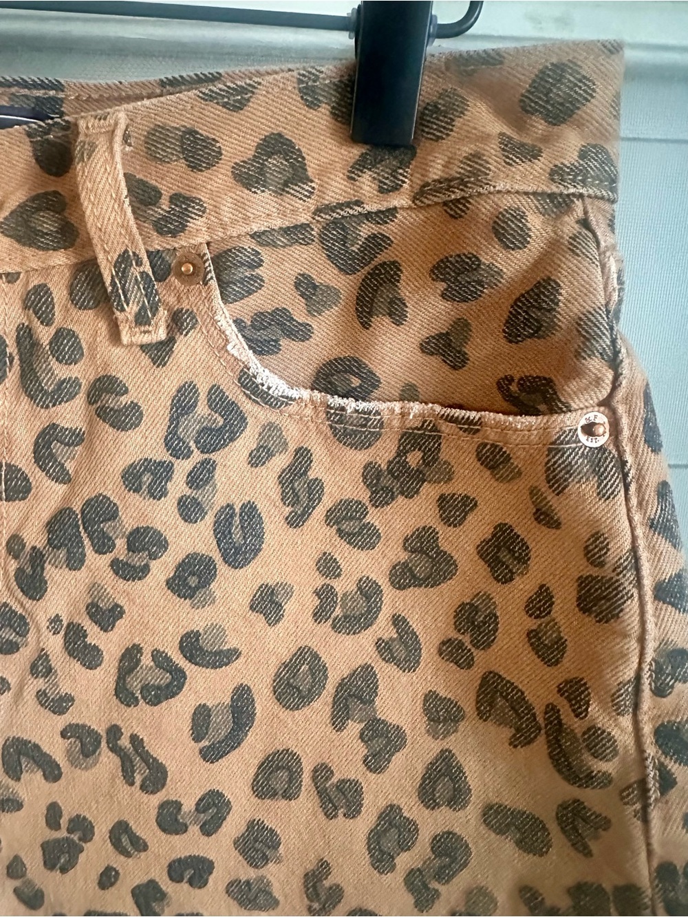 Abercrombie & Fitch Leopard Print Jean Shorts - Picture 5 of 7